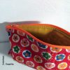 trousse plate rouge a fleurs